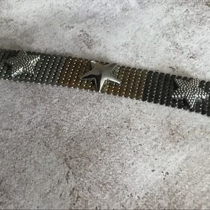 Multi colored metal star bracelet